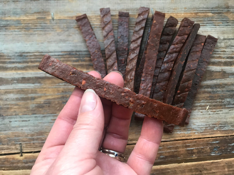 Woolf Laks & Gulerod Strips, 100g