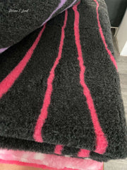 Vetbed 100x150 cm I Sort/pink waves